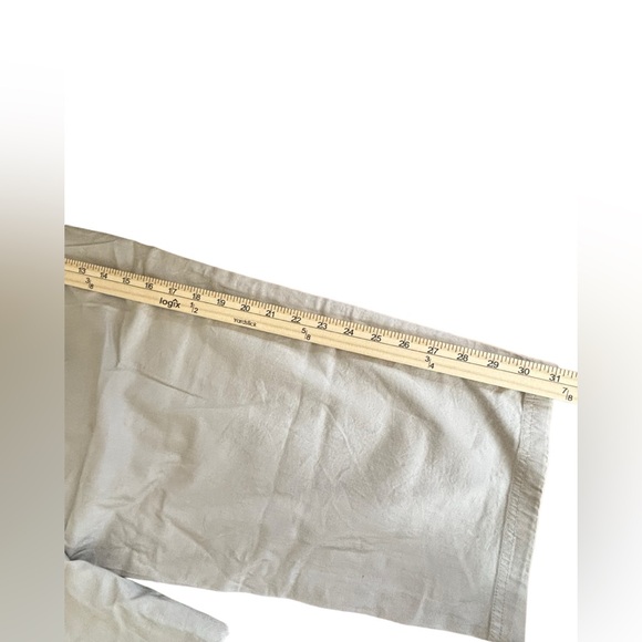 NWT KIM ROGERS KHAKI COMFORT CASUAL CAPRI PANTS. SZ 16 BELT LOOPS AND ZIPPER - Picture 9 of 10